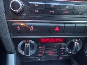 Audi A3 1.6 TDI 105cv Ambition  - Foto 17