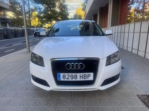 Audi A3 1.6 TDI 105cv Ambition  - Foto 3