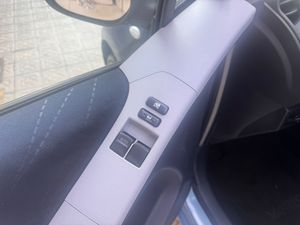 Toyota Yaris 1.4 D4-D Sol  - Foto 12