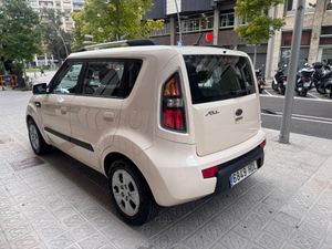 Kia Soul 1.6 DOHC Diva  - Foto 8