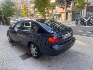 Hyundai Elantra 1.6 GLS  - Foto 8