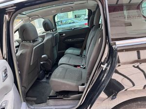 Peugeot 5008 Active 2.0 HDI 150 FAP  - Foto 8