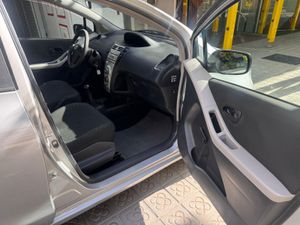 Toyota Yaris 1.3 VVT-i Luna  - Foto 26