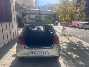 Toyota Yaris 1.3 VVT-i Luna  - Foto 10