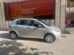 Toyota Yaris 1.3 VVT-i Luna  - Foto 6