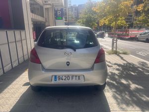 Toyota Yaris 1.3 VVT-i Luna  - Foto 9