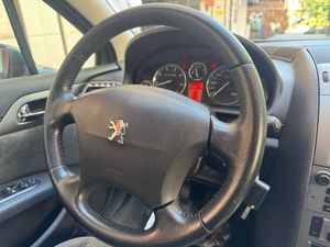 Peugeot 407 Confort 1.8 16v 125cv  - Foto 21