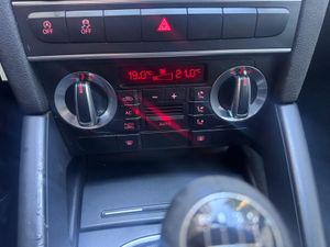 Audi A3 1.6 TDI 105cv Ambition  - Foto 15