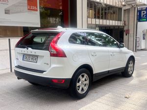Volvo XC60 2.0 DRIVe Kinetic  - Foto 5