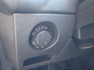 Opel Corsa C'Mon 1.4  - Foto 15