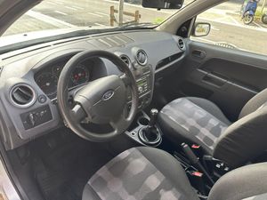 Ford Fusion 1.4 16v Ambiente  - Foto 11