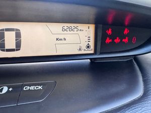 Citroën C4 1.6 HDi 110 Collection  - Foto 22