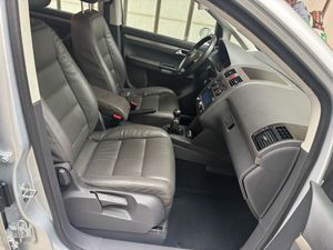 Volkswagen Touran 1.4 TSI 140 Highline  - Foto 22