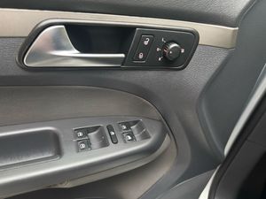 Volkswagen Touran 1.4 TSI 140 Highline  - Foto 10