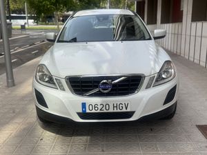 Volvo XC60 2.0 DRIVe Kinetic  - Foto 3