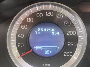 Volvo XC60 2.0 DRIVe Kinetic  - Foto 24