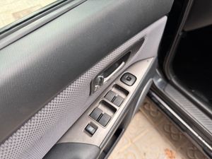 Mazda 3 1.6 CRTD Sportive  - Foto 14