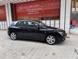 Mazda 3 1.6 CRTD Sportive  - Foto 6