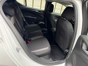 Opel Astra 1.5D DVC 77kW (105CV) 2020  - Foto 27