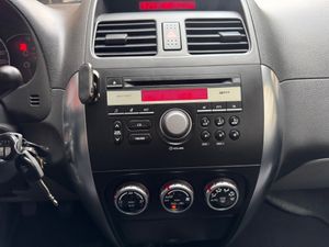 Suzuki SX4 1.9 DDiS GLX  - Foto 18