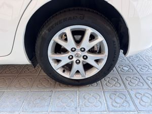 Toyota Auris 130 Active  - Foto 11