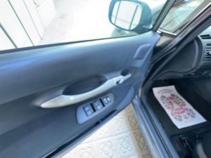 Toyota Auris 2.0 D4D Luna  - Foto 12