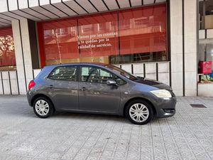 Toyota Auris 2.0 D4D Luna  - Foto 5