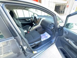 Toyota Auris 2.0 D4D Luna  - Foto 20