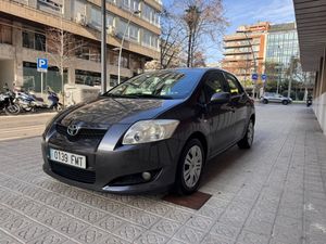 Toyota Auris 2.0 D4D Luna  - Foto 2