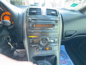 Toyota Auris 2.0 D4D Luna  - Foto 15