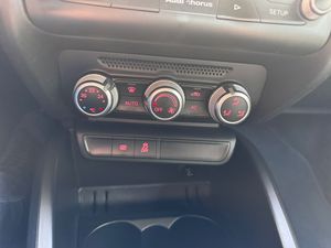 Audi A1 1.6 TDI 105cv Ambition  - Foto 17
