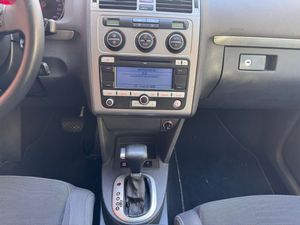 Volkswagen Touran 1.4 TSI 140 Highline  - Foto 19