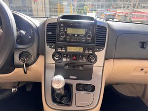 Kia Carnival 2.9 CRDi VGT Active  - Foto 18