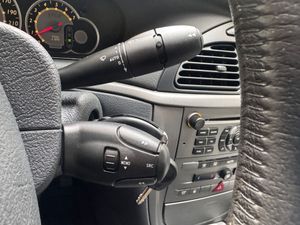 Citroën C5 1.8i 16v LX  - Foto 22