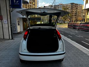 Ford Focus 1.6 TREND  - Foto 27