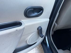 Renault Clio Expression 1.4 16v  - Foto 13