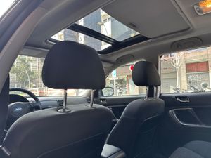 Subaru Outback 2.5  - Foto 14