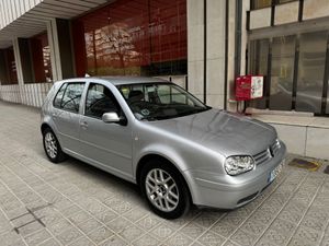 Volkswagen Golf  1.6 Conceptline 105CV  - Foto 4