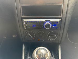 Volkswagen Golf  1.6 Conceptline 105CV  - Foto 20