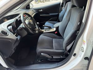 Honda Civic 5p 1.6 i-DTEC Lifestyle  - Foto 16