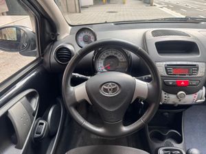 Toyota Aygo 5p 70 City  - Foto 19