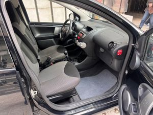 Toyota Aygo 5p 70 City  - Foto 20