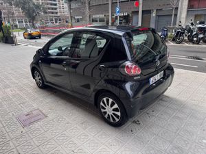 Toyota Aygo 5p 70 City  - Foto 7
