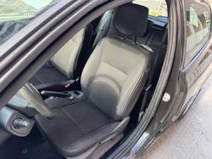 Renault Clio Emotion TCE100 eco2  - Foto 14