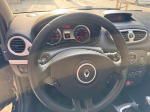 Renault Clio Emotion TCE100 eco2  - Foto 17
