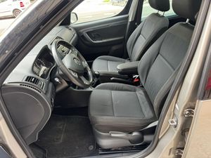 Skoda Roomster 1.6 TDi CR 90cv Elegance  - Foto 17