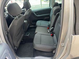 Skoda Roomster 1.6 TDi CR 90cv Elegance  - Foto 9