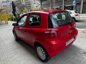 Toyota Yaris  1.0 VVTi T2  - Foto 10