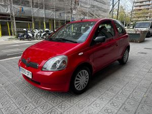 Toyota Yaris  1.0 VVTi T2  - Foto 2
