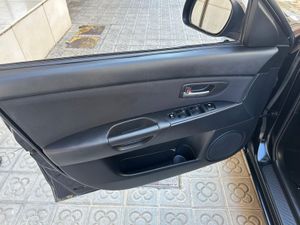 Mazda 3 1.6 VVT Active  - Foto 13